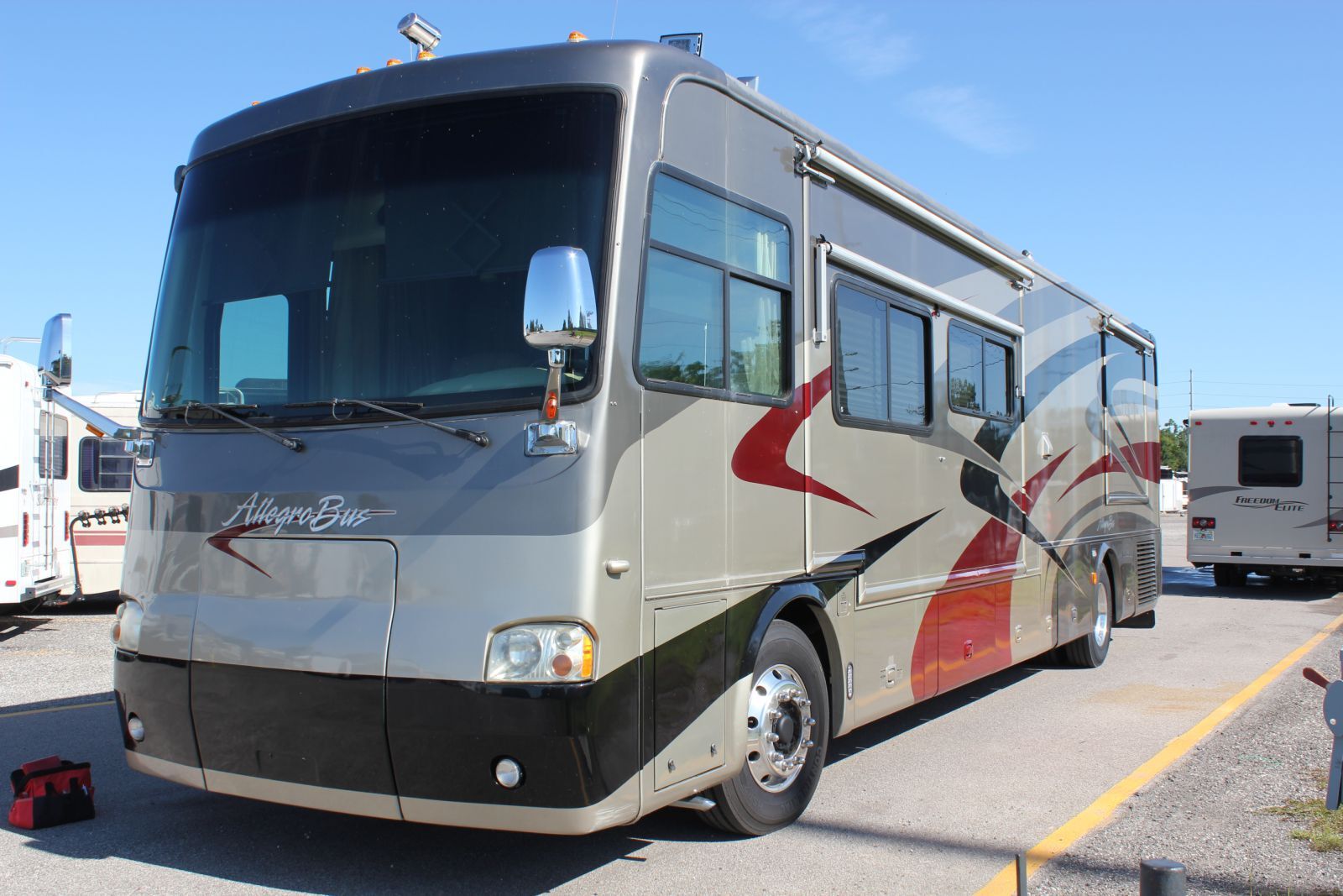 (Sample) An overall picture from one of our previous RV Inspections: 2005 Tiffin Allegro Bus